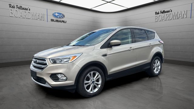 Used 2017 Ford Escape SE w/ SE Cold Weather Package FWD image 10