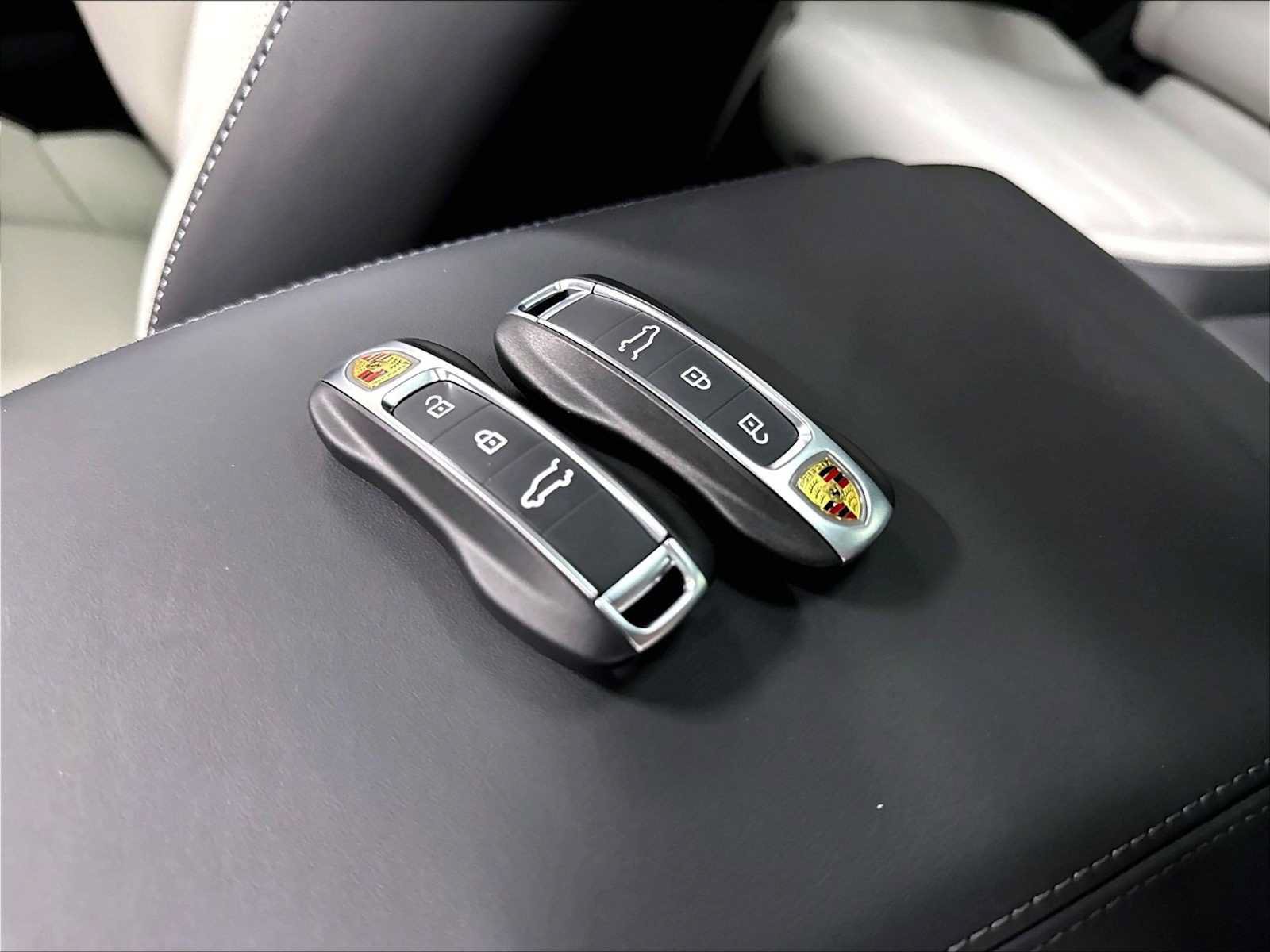 New 2026 Porsche Cayenne S AWD/4WD image 37