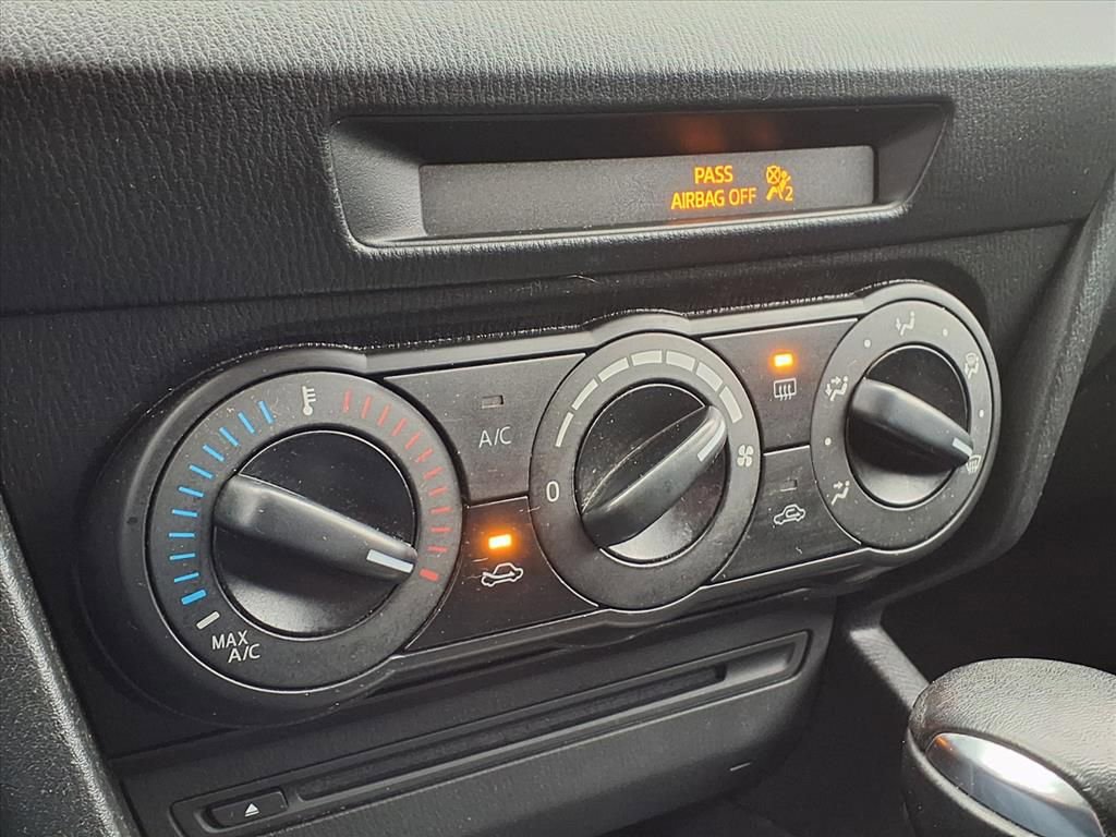 Used 2014 MAZDA MAZDA3 i Sport image 21