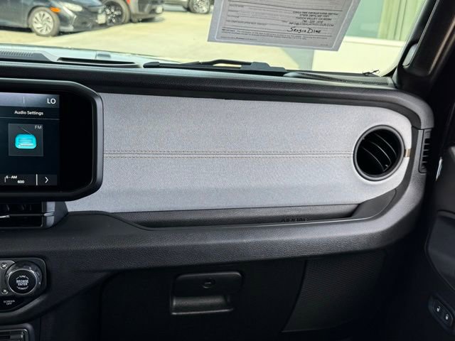 Used 2024 Jeep Wrangler Unlimited image 22