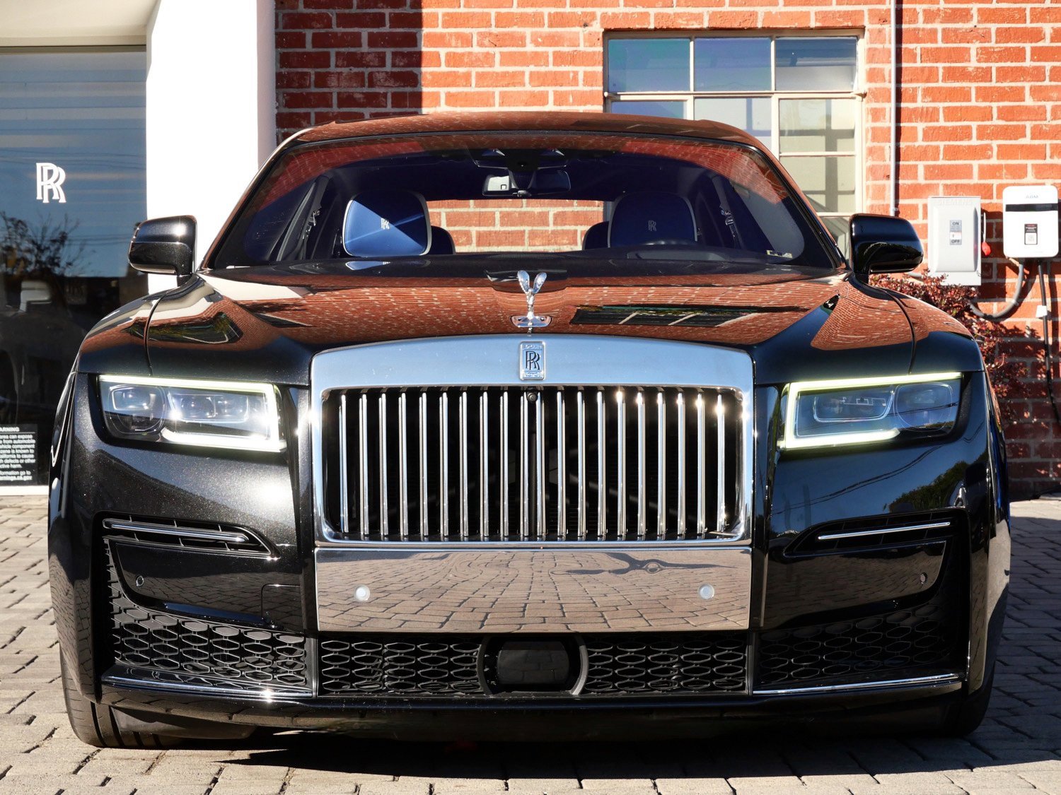 Used 2023 Rolls-Royce Ghost image 5