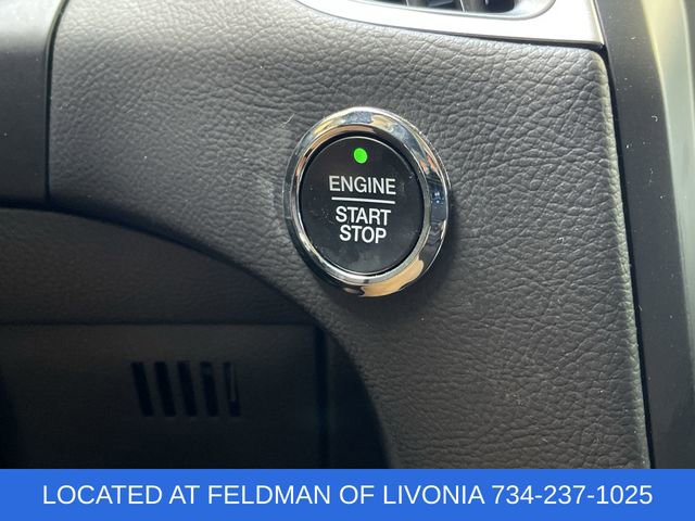 Used 2024 Ford Edge SEL image 16