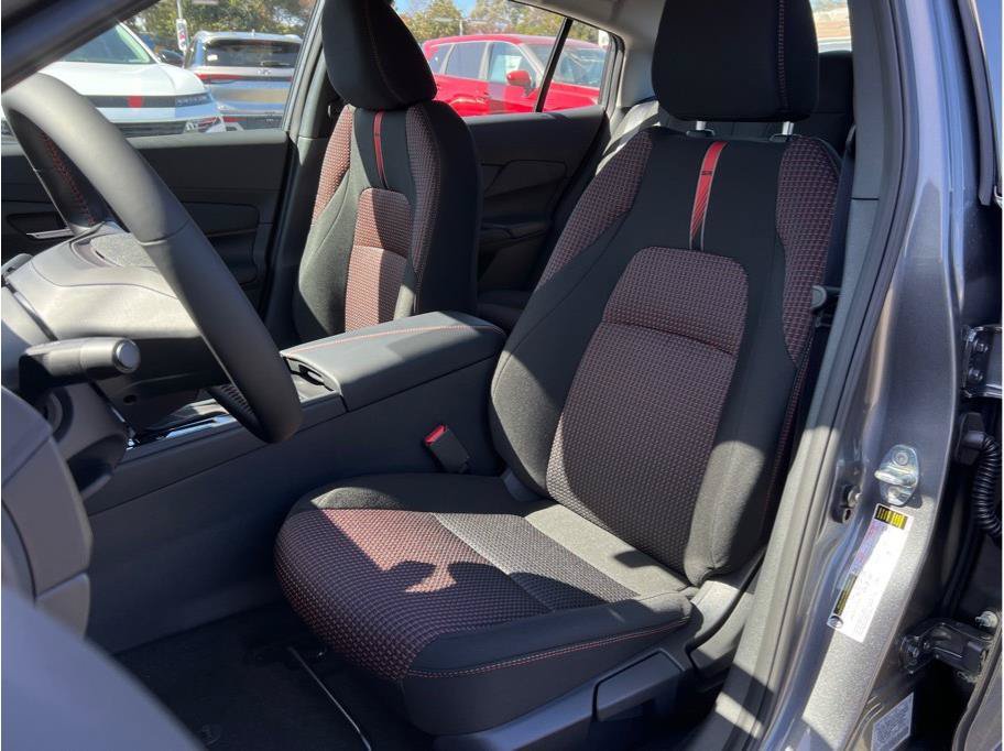 New 2027 Nissan Sentra SR FWD image 8
