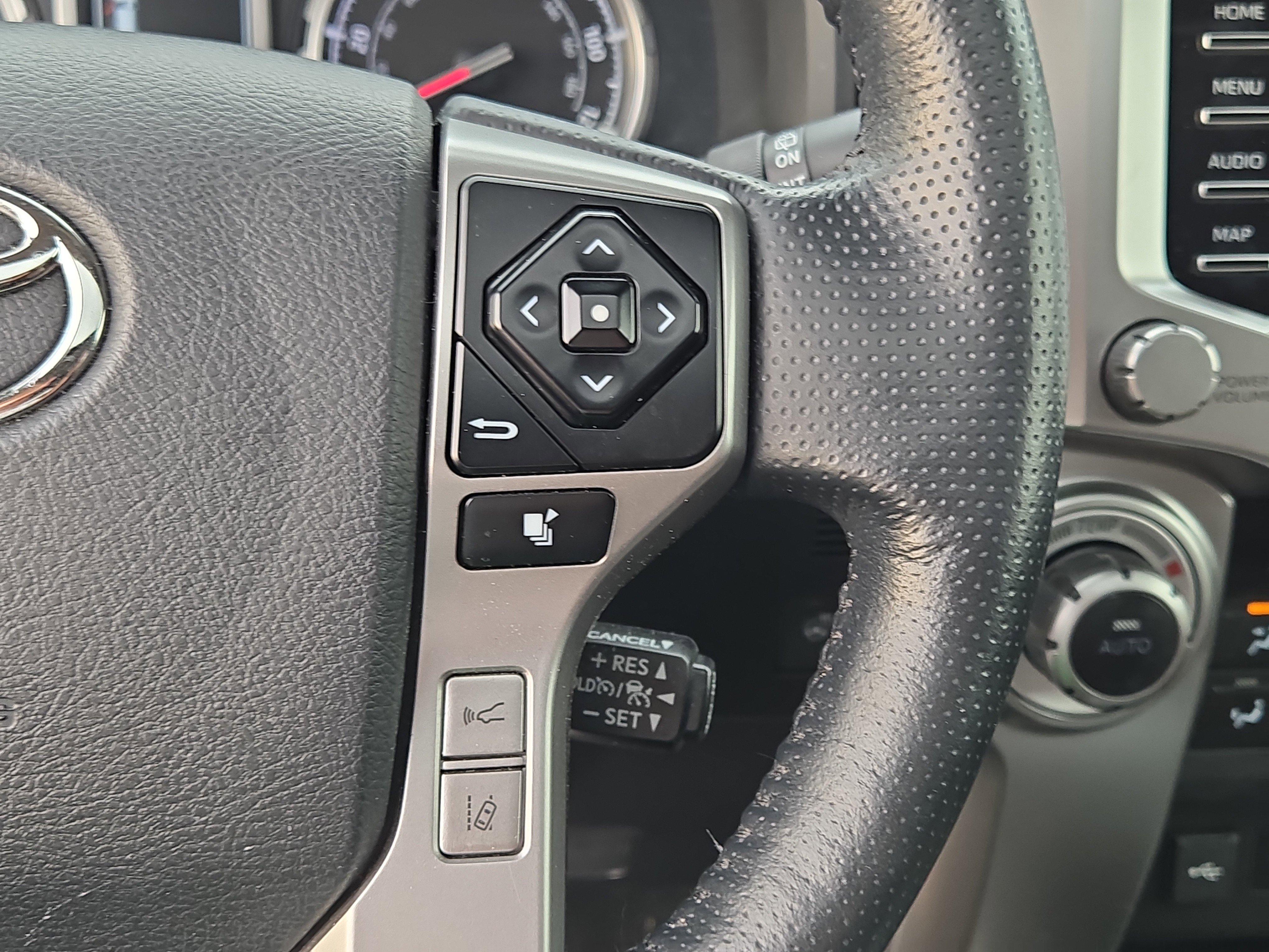 Used 2023 Toyota 4Runner Limited image 26