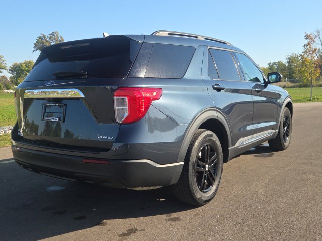 Certified 2023 Ford Explorer XLT AWD/4WD image 7