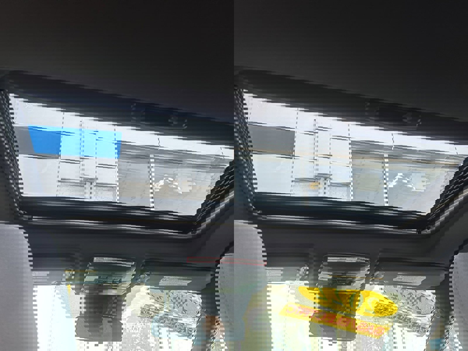 Used 2022 Toyota RAV4 SE w/ Weather & Moonroof Package image 39