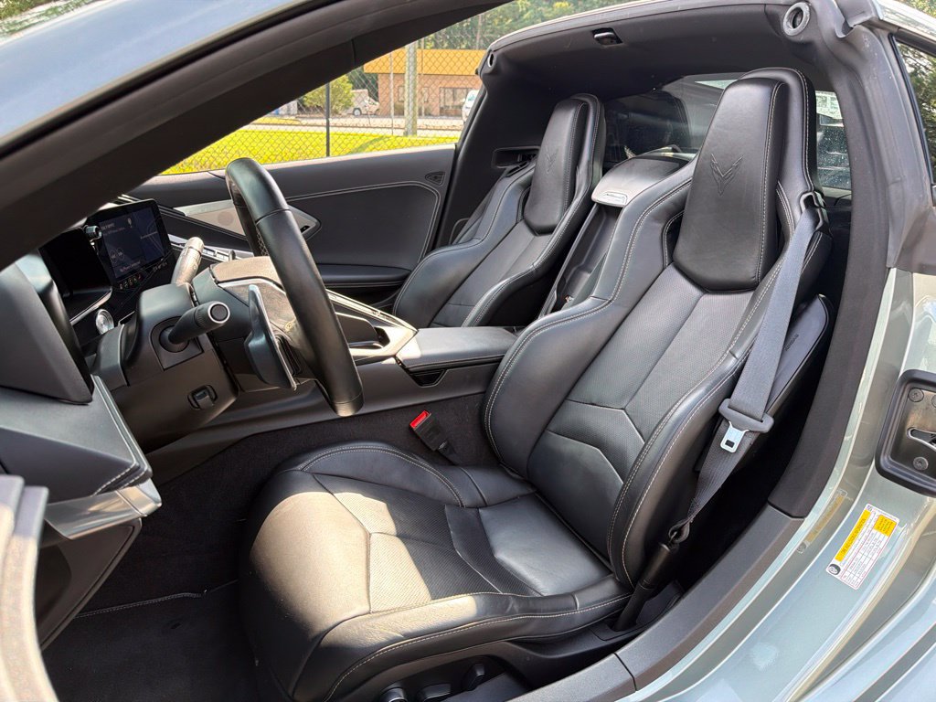 Used 2023 Chevrolet Corvette Stingray Preferred Cpe w/ Z51 Performance Package RWD image 23