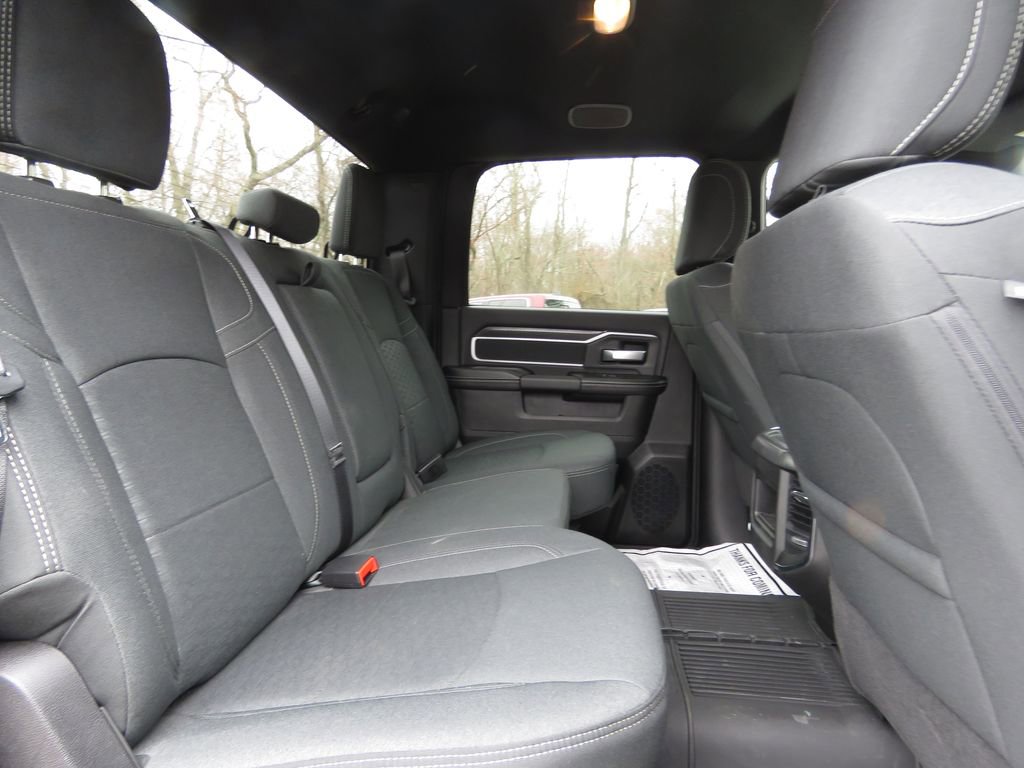 Used 2025 RAM 2500 Big Horn AWD/4WD image 16