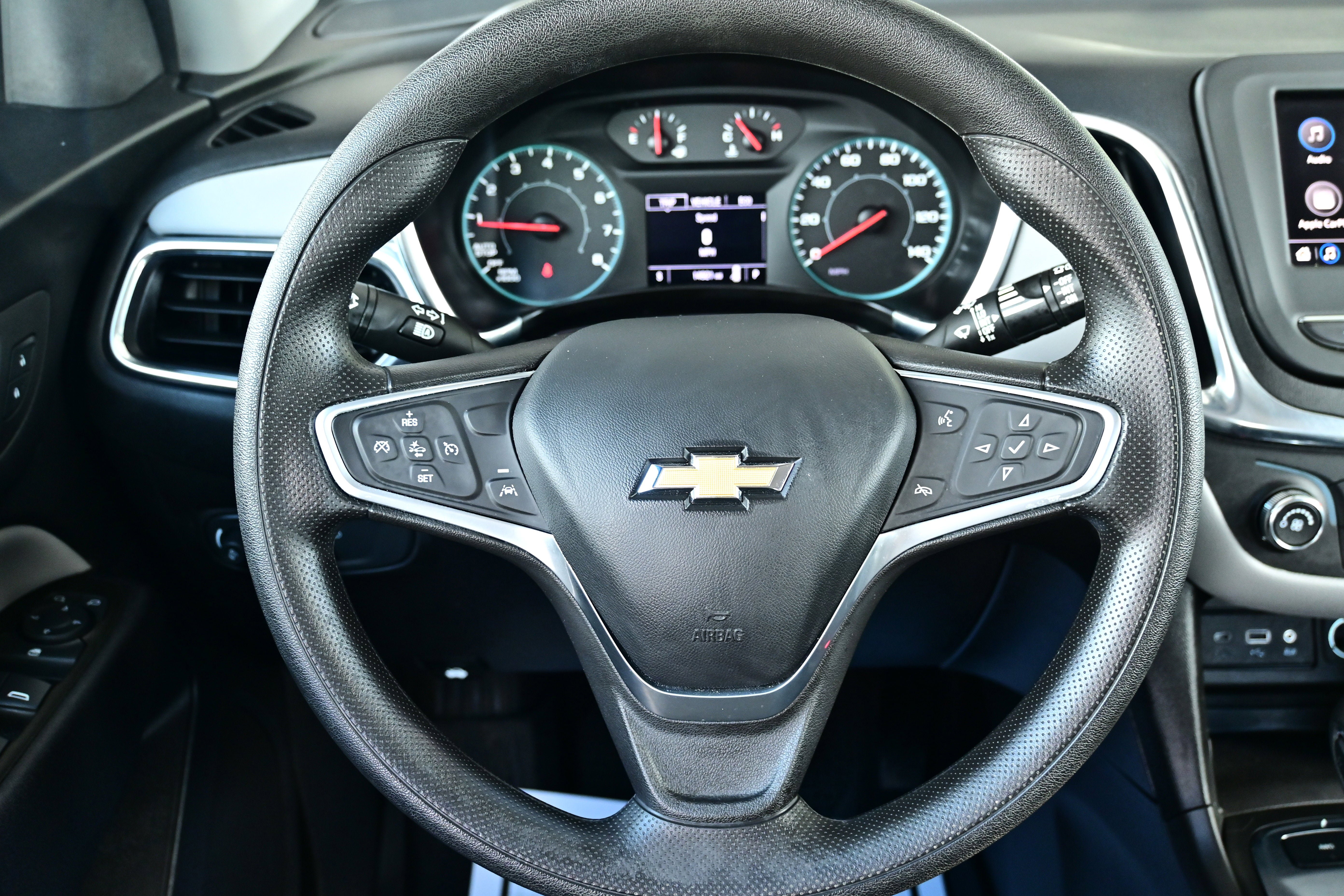 Used 2023 Chevrolet Equinox LS w/ Midnight Edition AWD/4WD image 17