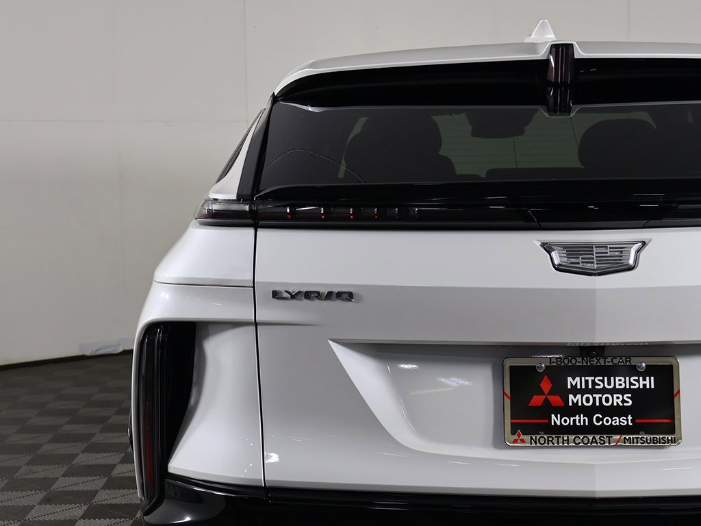 Used 2025 Cadillac Lyriq Sport w/ LPO, Floor Liner Package image 15