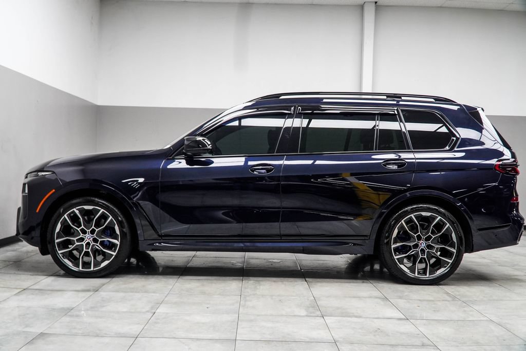 Used 2023 BMW X7 M60i w/ Executive Package AWD/4WD image 10