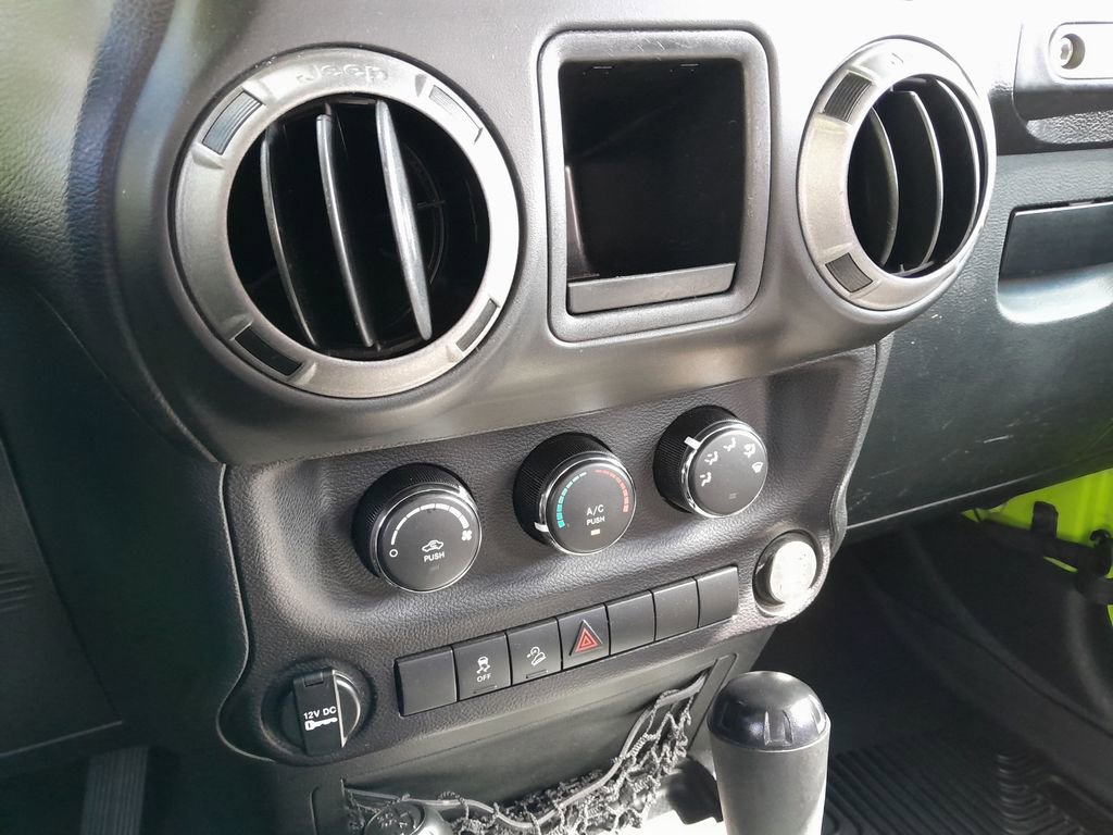 Used 2017 Jeep Wrangler Sport AWD/4WD image 23