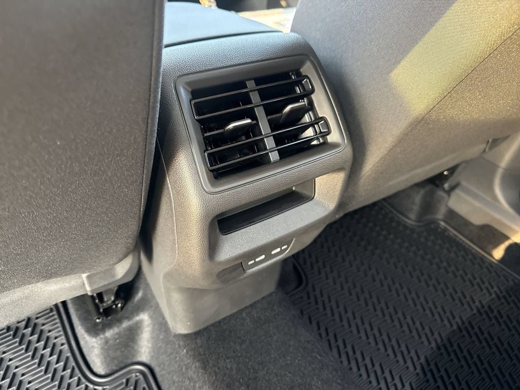 New 2026 Volkswagen Tiguan S FWD image 24