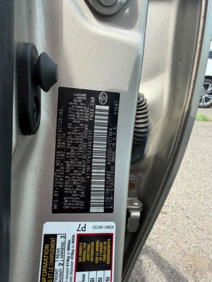 Used 2014 Toyota Camry XLE w/ Leather Package FWD image 30