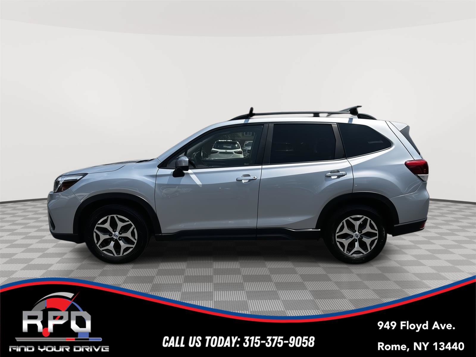 Used 2019 Subaru Forester Premium AWD/4WD image 2