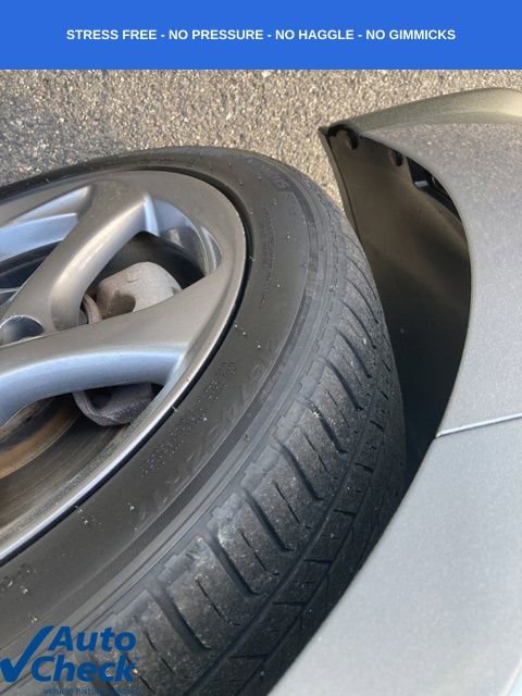 Used 2019 Hyundai Veloster 2.0 image 13