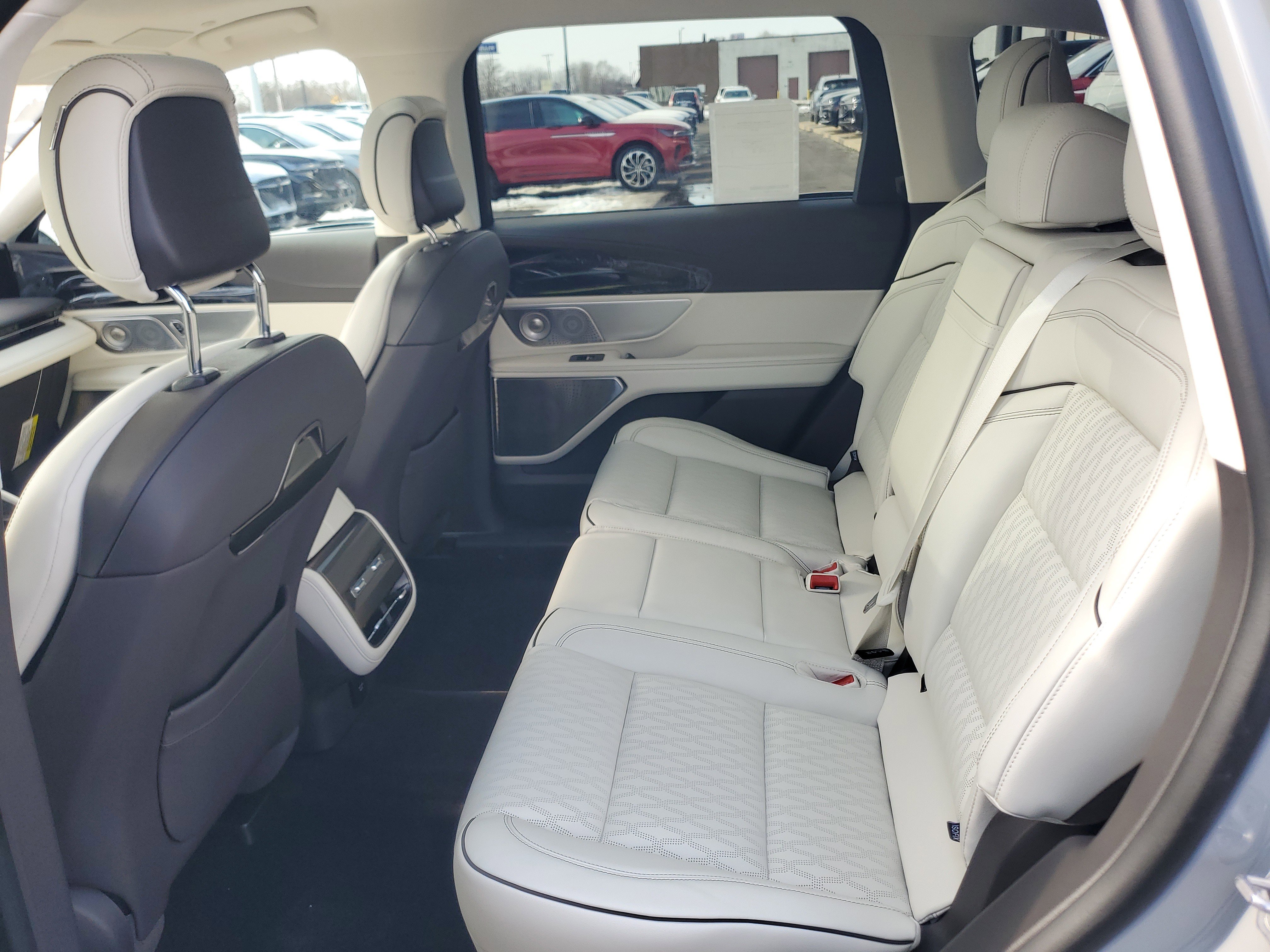 New 2026 Lincoln Nautilus Black Label image 24