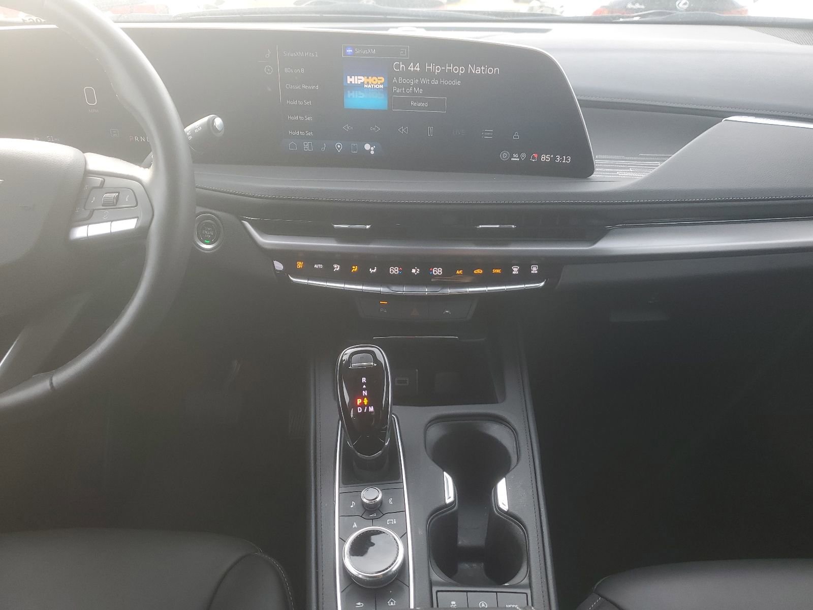 Certified 2025 Cadillac XT4 Premium Luxury image 10