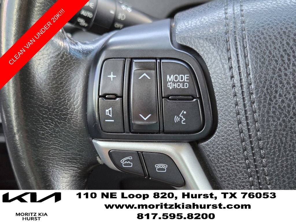 Used 2017 Toyota Sienna SE FWD image 28