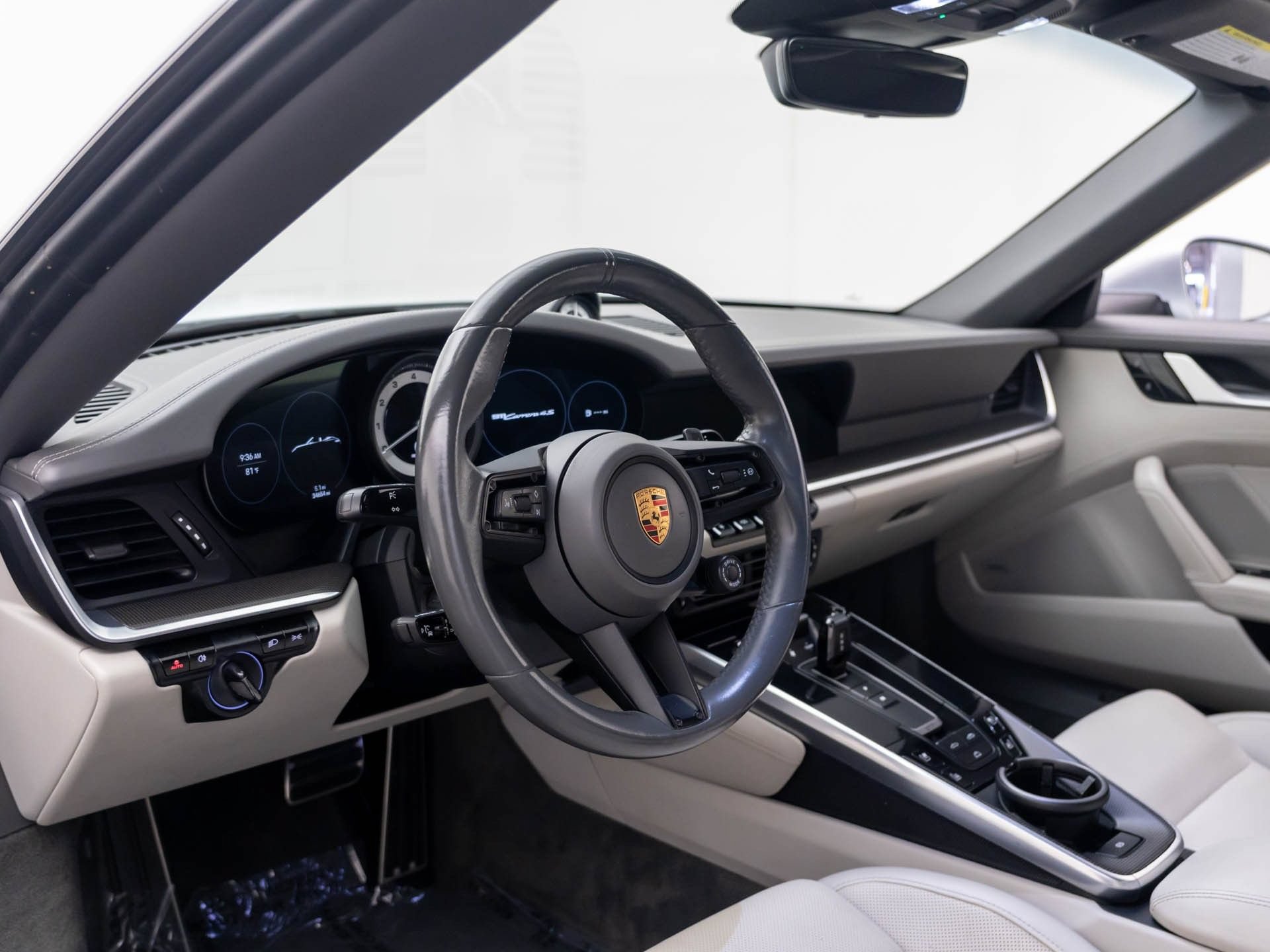 Used 2020 Porsche 911 Carrera 4S AWD/4WD image 4