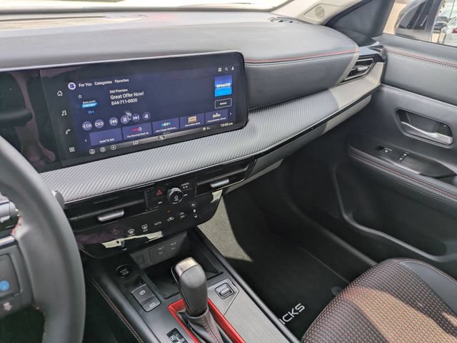 Used 2026 Nissan Kicks SR FWD image 20