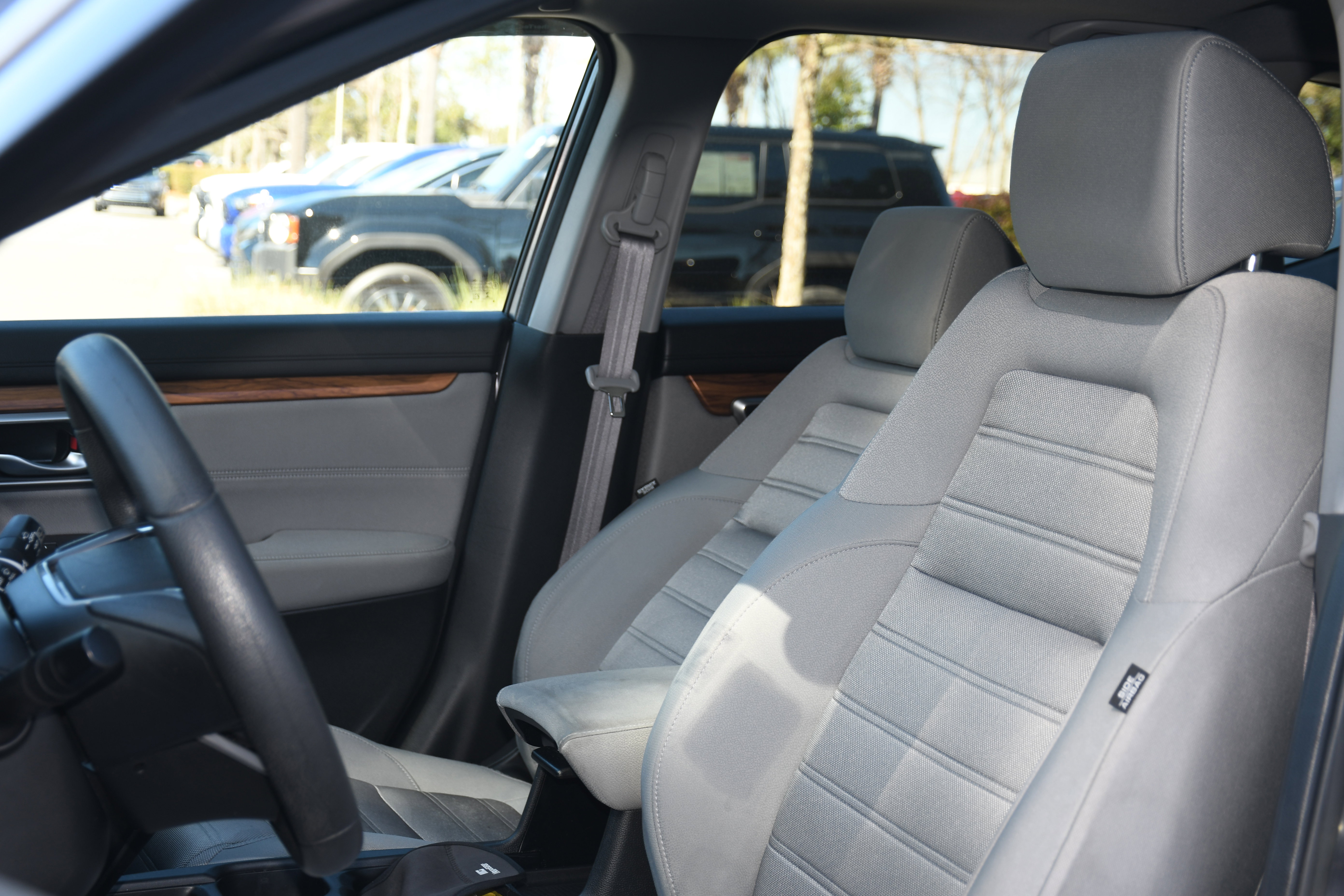 Used 2019 Honda CR-V EX image 12