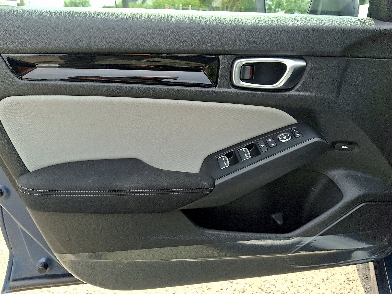 New 2026 Honda Civic FWD Hybrid Sedan image 10