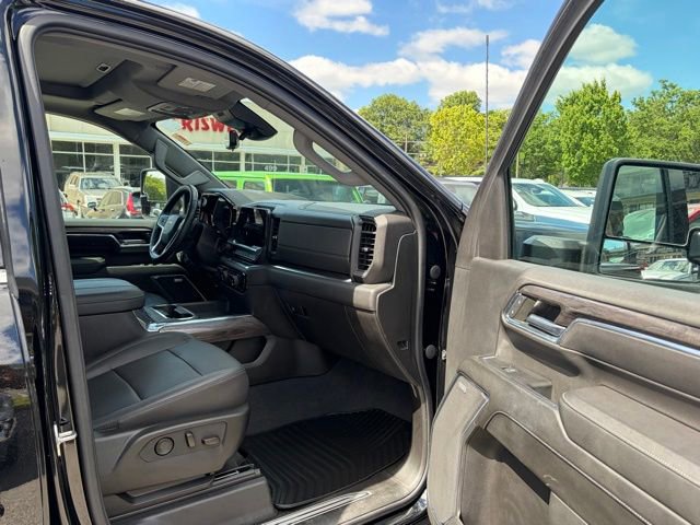 Used 2024 Chevrolet Silverado 2500 LTZ w/ LTZ Convenience Package AWD/4WD image 25