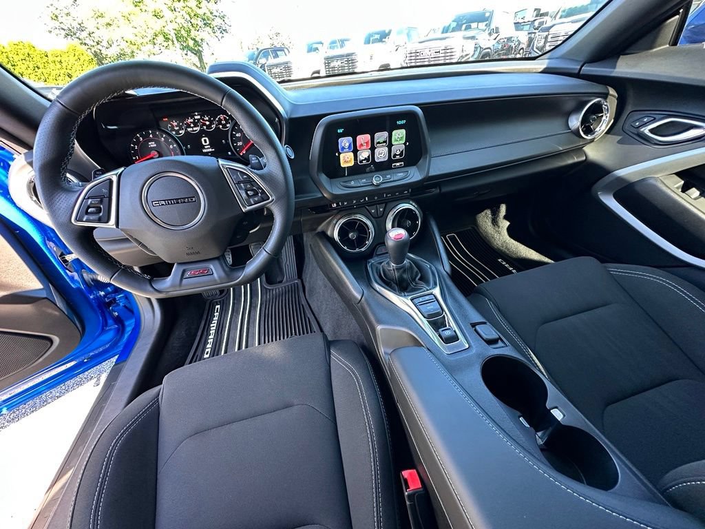 Used 2018 Chevrolet Camaro SS RWD image 23