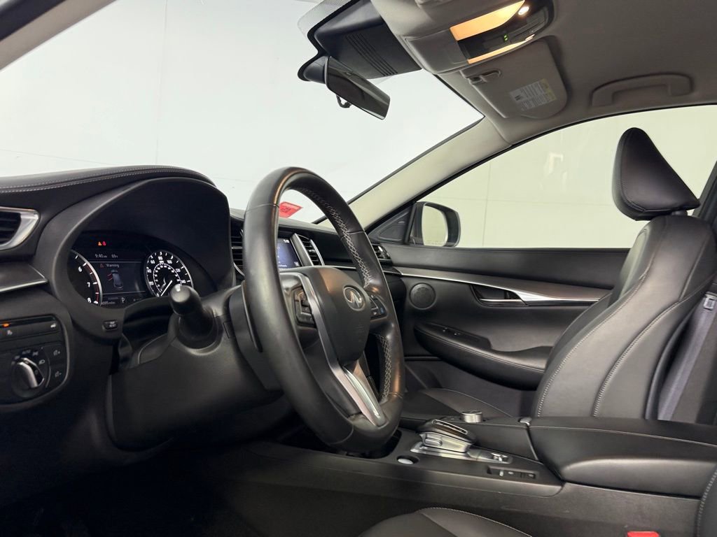 Used 2023 INFINITI QX50 Pure image 19