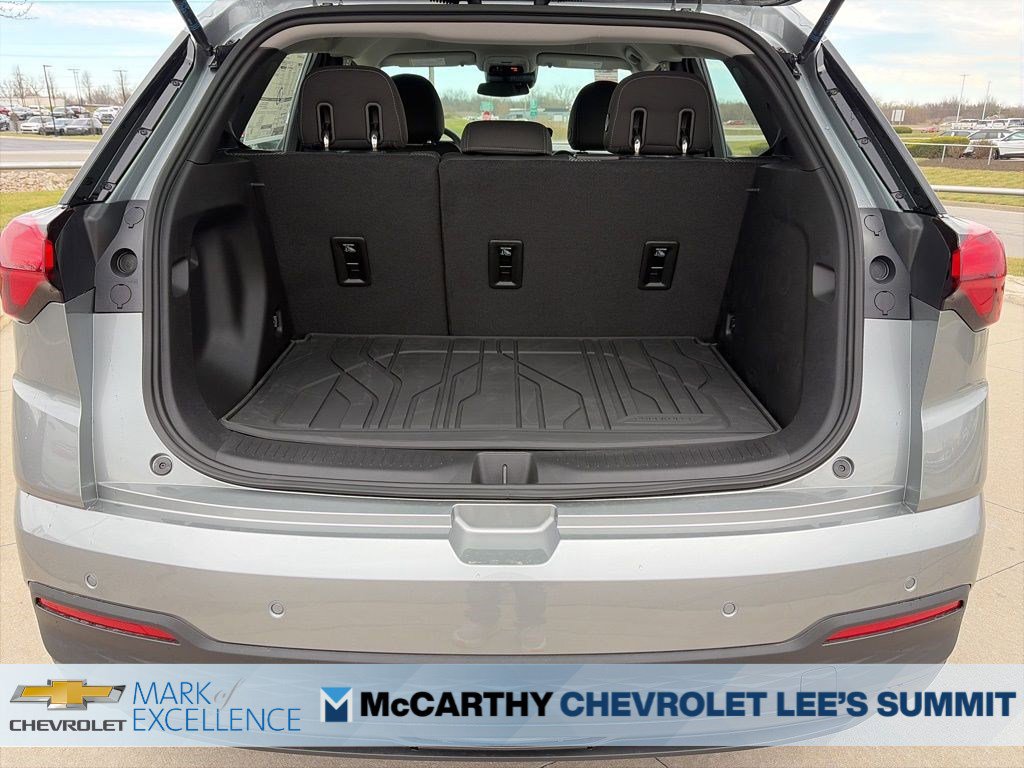 New 2027 Chevrolet Bolt LT FWD image 31