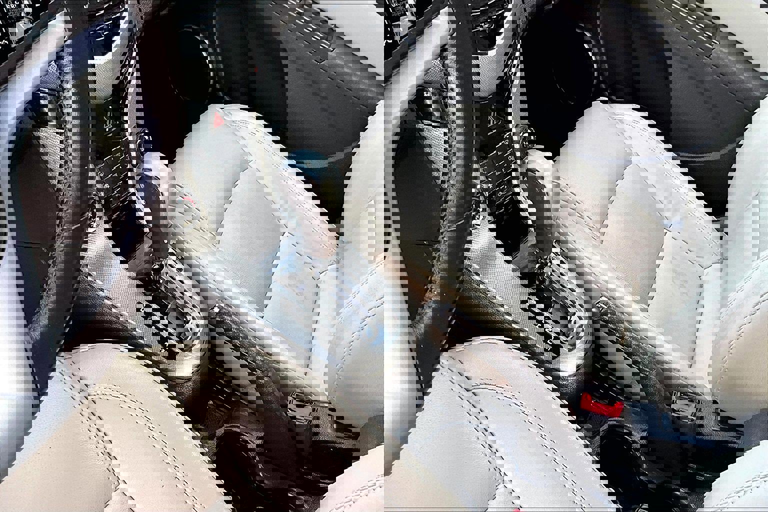 Used 2016 Chevrolet Cruze LTZ w/ Sun, Sound and Sport Package FWD image 16