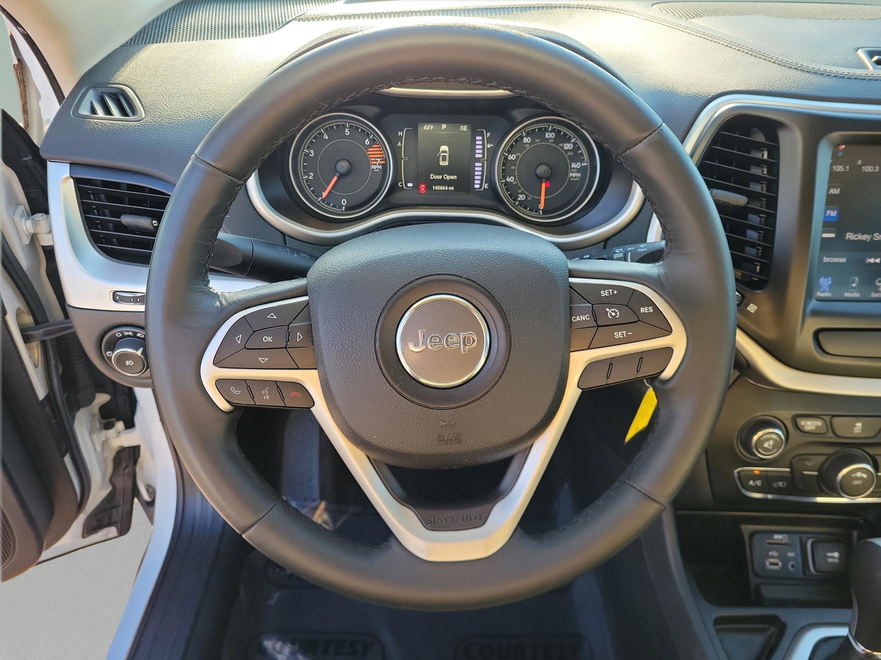 Used 2016 Jeep Cherokee Latitude image 20