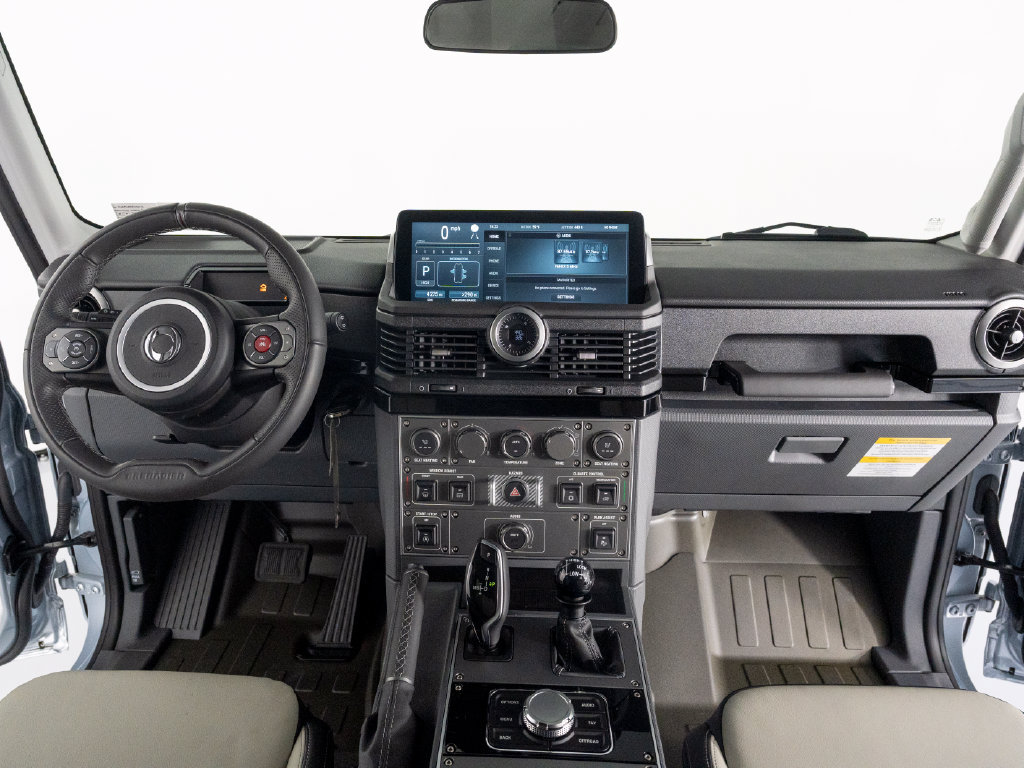 Used 2025 INEOS Grenadier Station Wagon AWD/4WD image 31