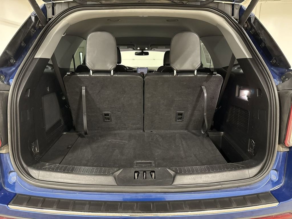 Used 2021 Ford Explorer Limited image 24