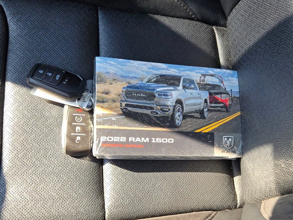 Used 2022 RAM 1500 Laramie AWD/4WD image 11