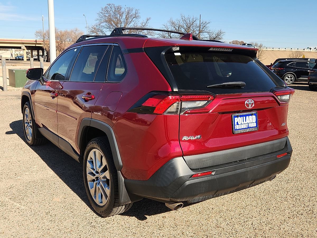 Used 2021 Toyota RAV4 XLE Premium FWD image 2