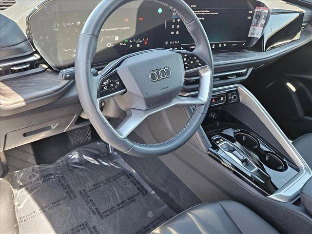 Certified 2025 Audi Q5 Premium w/ Convenience Package AWD/4WD image 10