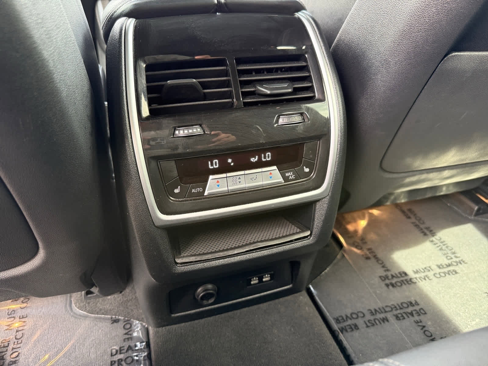 Used 2024 BMW X5 M60i AWD/4WD image 15