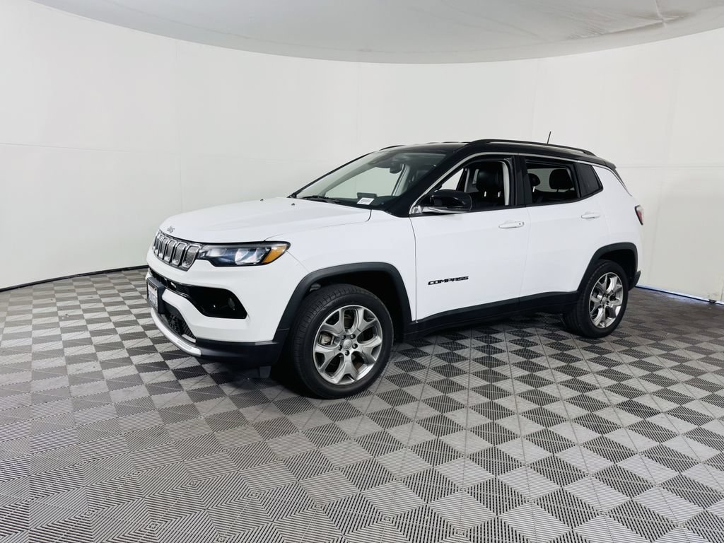 Used 2022 Jeep Compass Limited AWD/4WD image 4