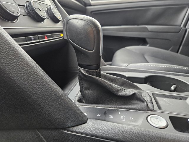 Used 2021 Volkswagen Atlas SE image 9