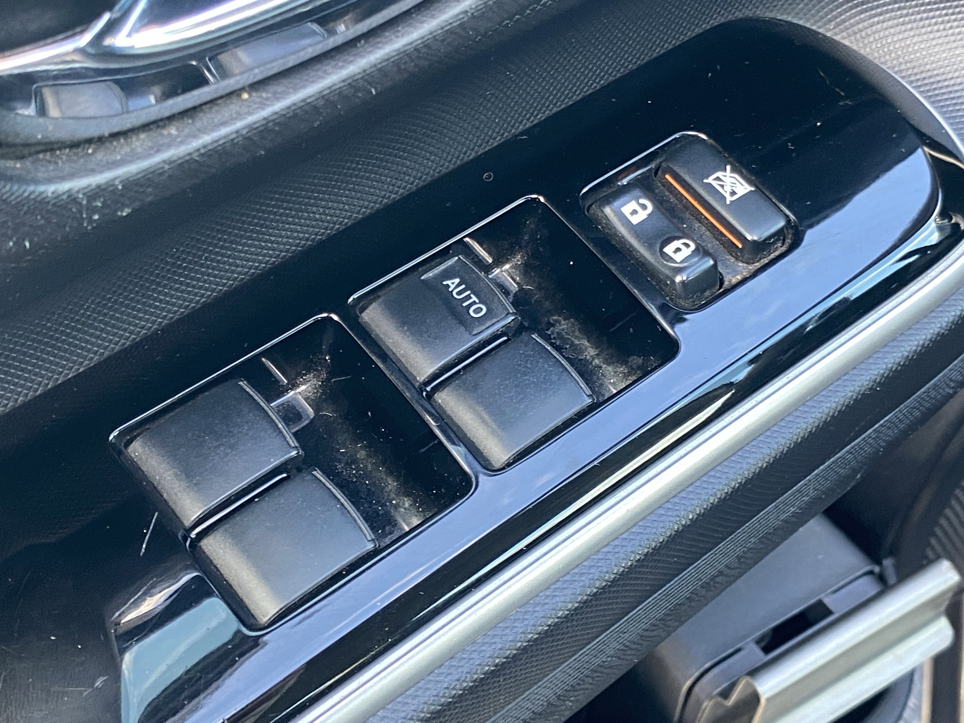 Used 2015 Toyota Prius C Four image 17