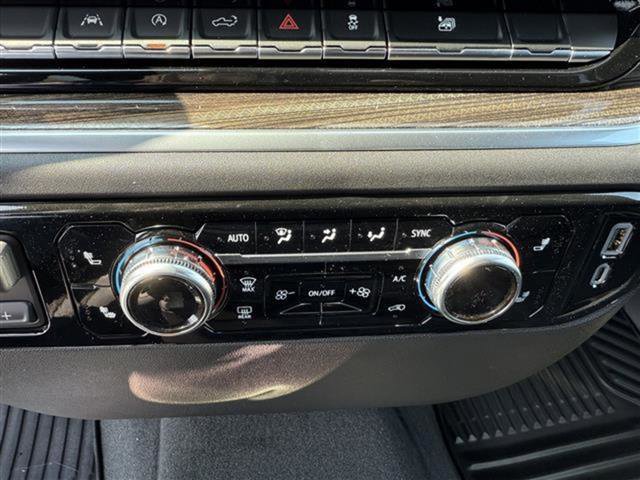 New 2026 GMC Sierra 1500 Elevation image 22