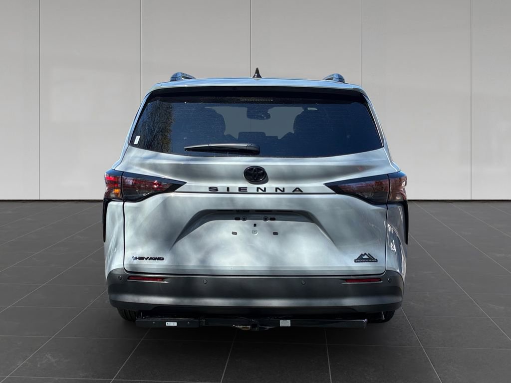 New 2026 Toyota Sienna XLE Woodland Edition AWD/4WD image 4