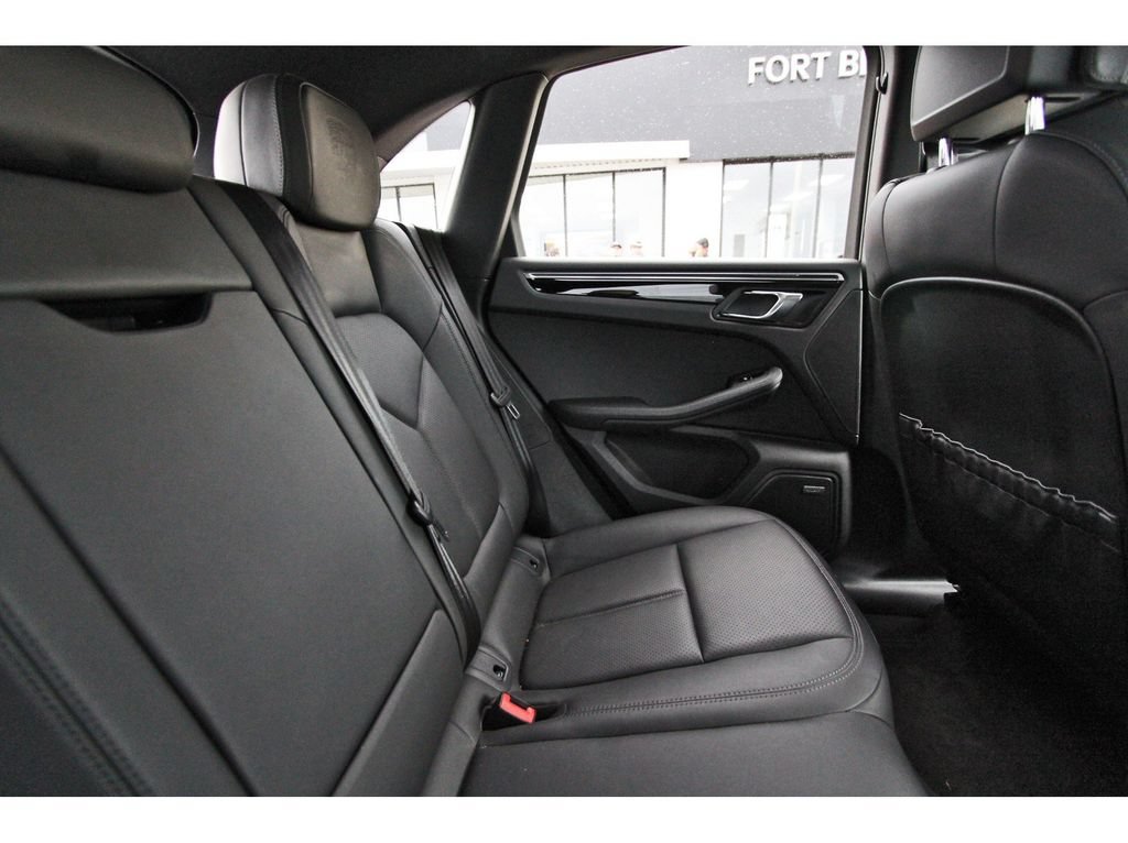 Used 2021 Porsche Macan S AWD/4WD image 13