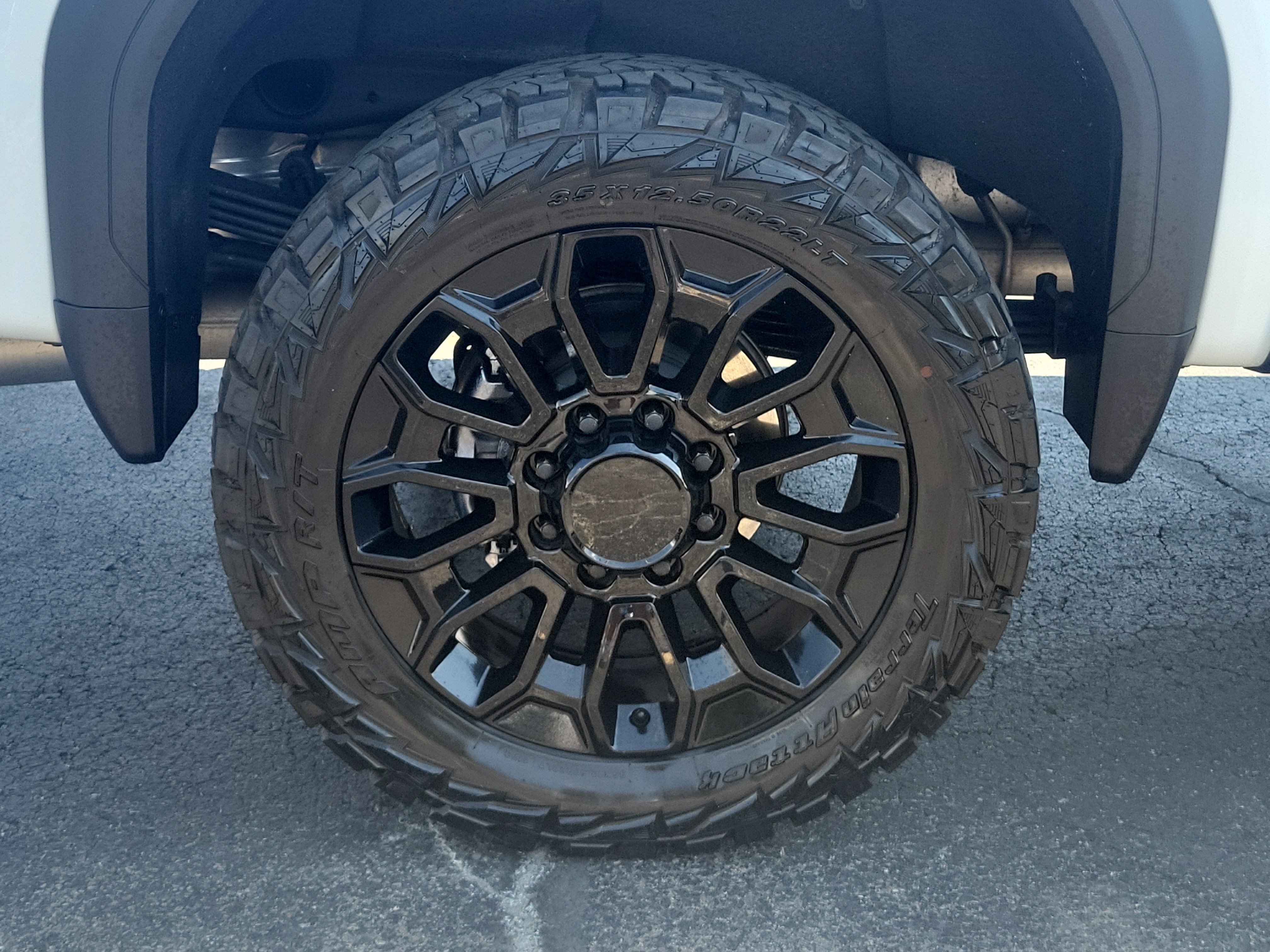 Used 2026 GMC Sierra 2500 Denali Ultimate AWD/4WD image 5