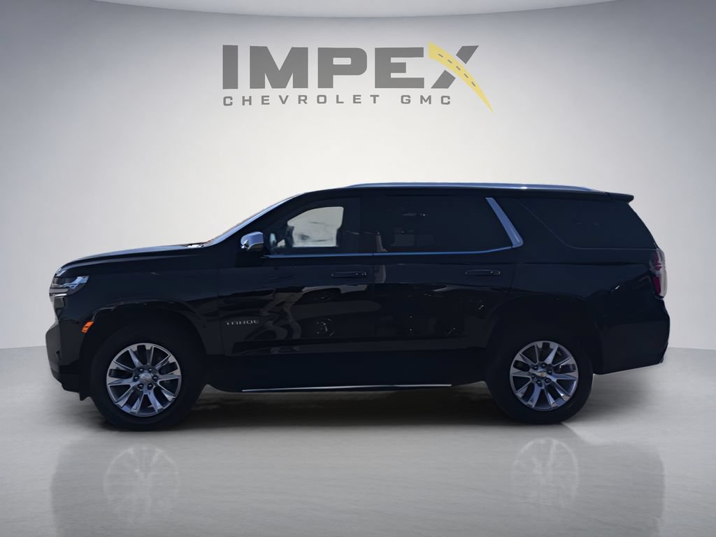 Used 2024 Chevrolet Tahoe Premier RWD image 2