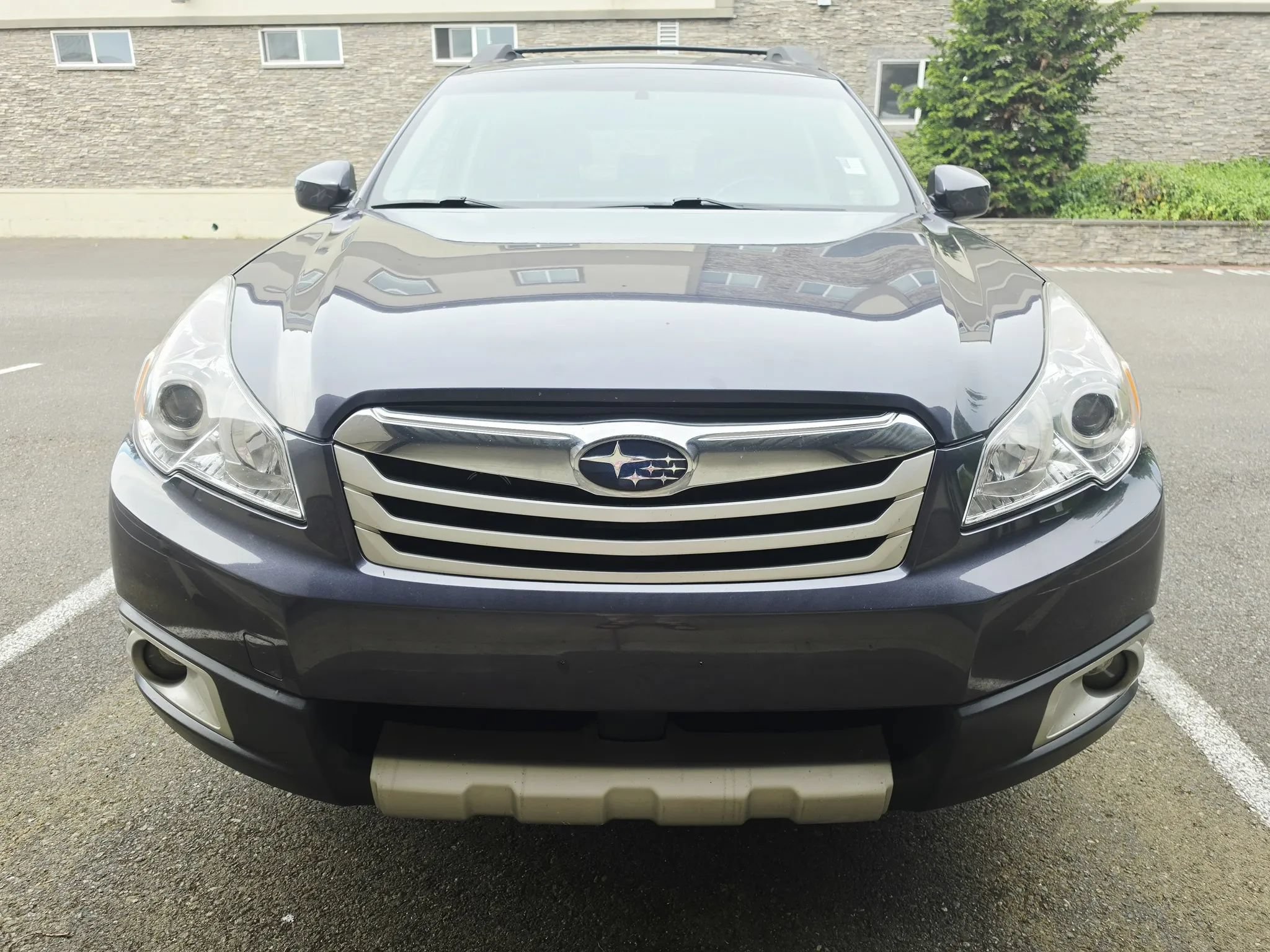 Used 2012 Subaru Outback 2.5i Limited AWD/4WD image 8