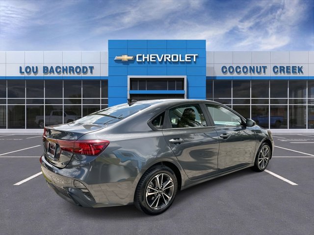 Used 2024 Kia Forte LXS FWD image 8