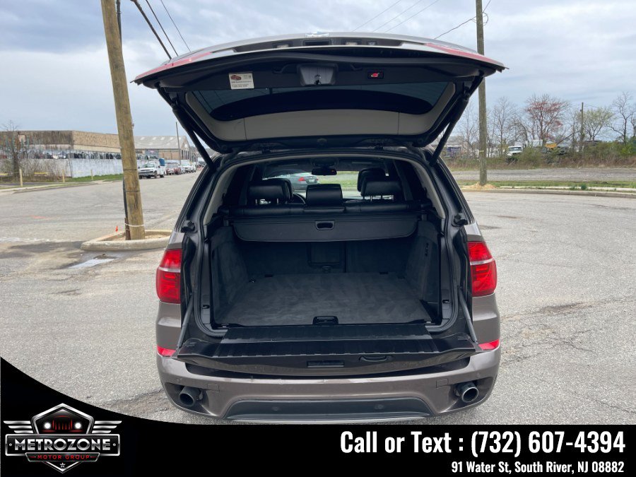 Used 2011 BMW X5 xDrive35i w/ Technology Pkg AWD/4WD image 17